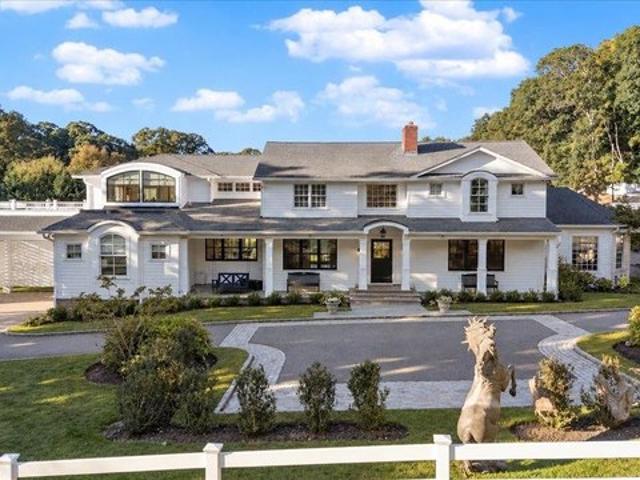 House for sale in Village of Mill Neck, Nassau County