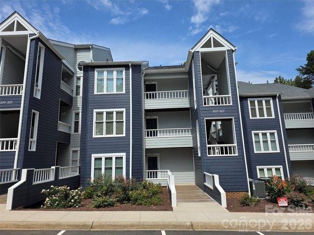 Condo for sale in Davidson, Mecklenburg County