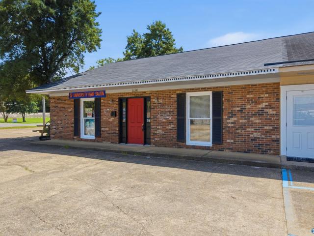 Commercial for sale in Scottsboro, Alabama