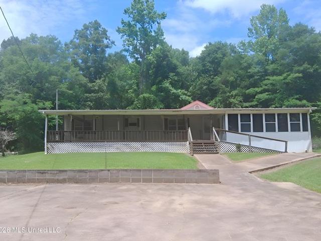 House for sale in Carthage, Mississippi