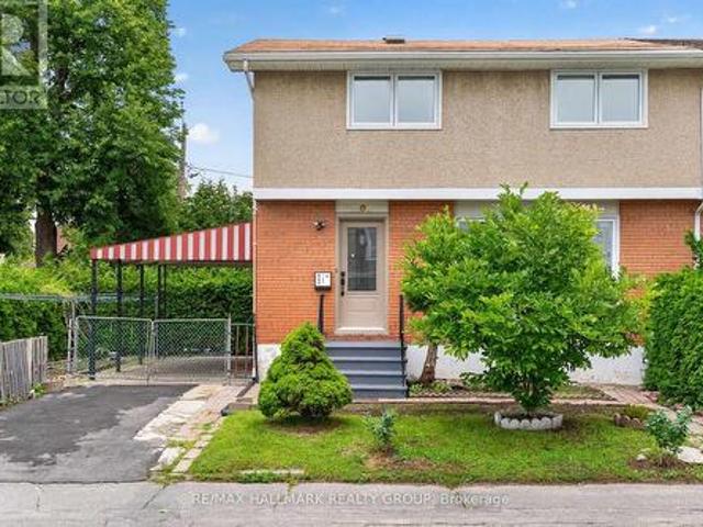 House for sale in Bay, Ottawa