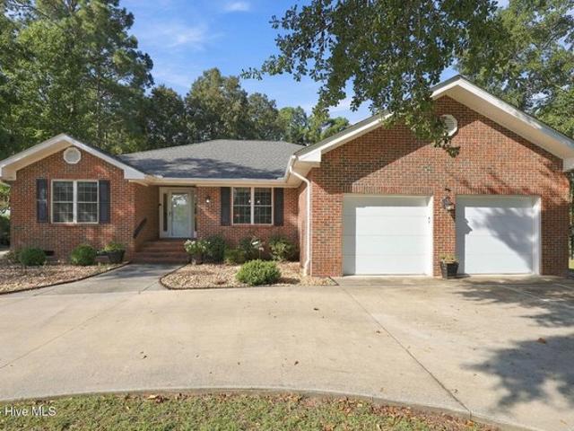 House for sale in Hampstead, Pender County