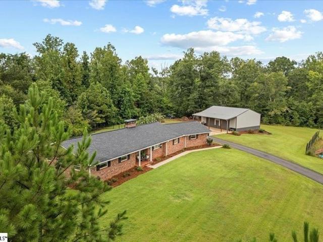 House for sale in Easley, South Carolina