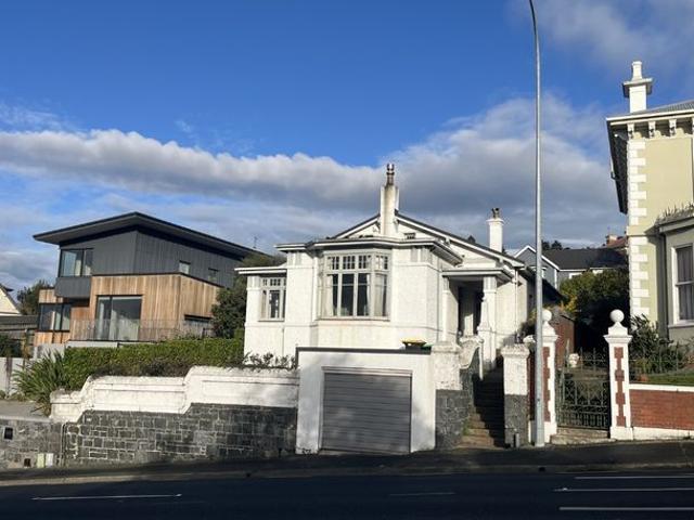 House for rent in Otakou