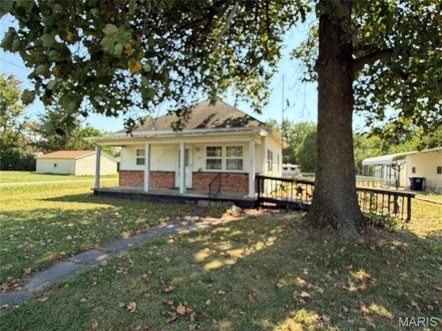 House for sale in Witt, Illinois