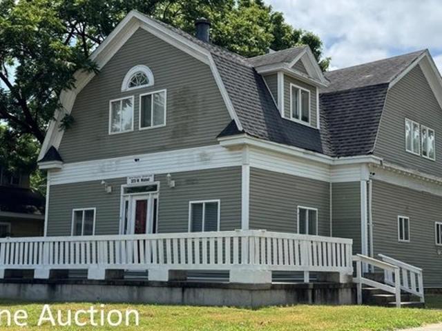 House for sale in Carbondale, Illinois