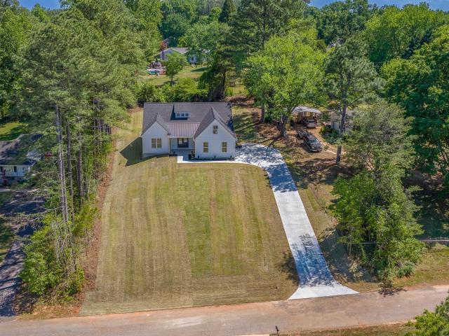 House for sale in Campobello, South Carolina