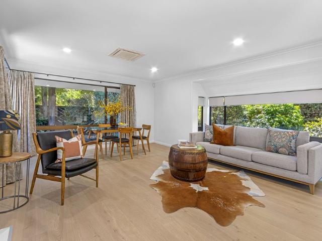 House for rent in Chaslands, Canterbury