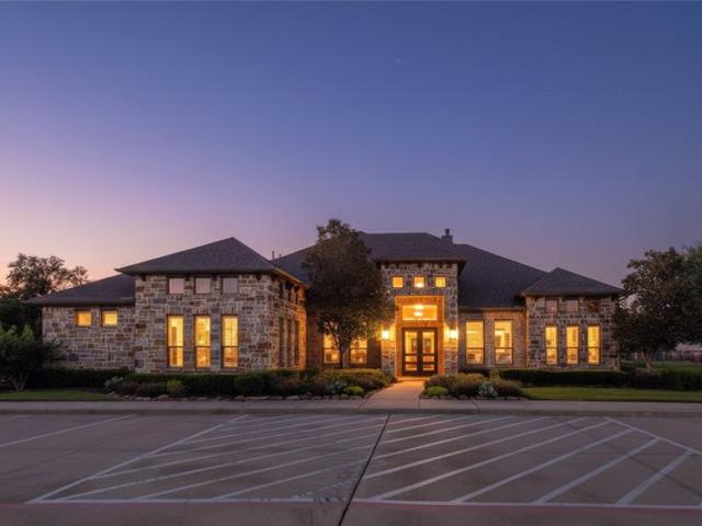 House for sale in Pinehurst, Texas