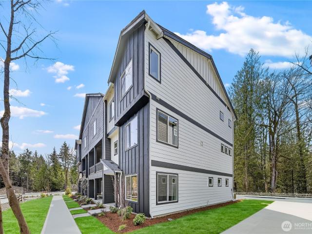 House for sale in Black Diamond, Washington