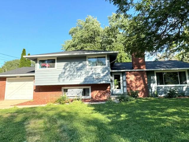 House for sale in Allouez, Wisconsin