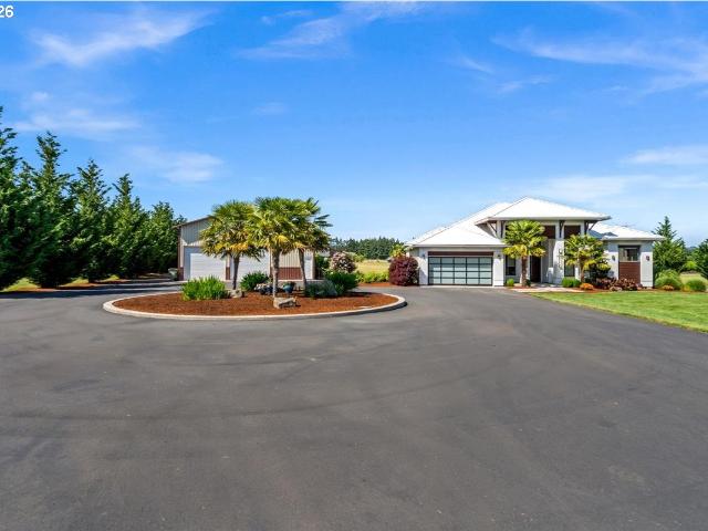 House for sale in Oregonia