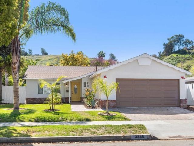 House for sale in Oceanside, San Diego County
