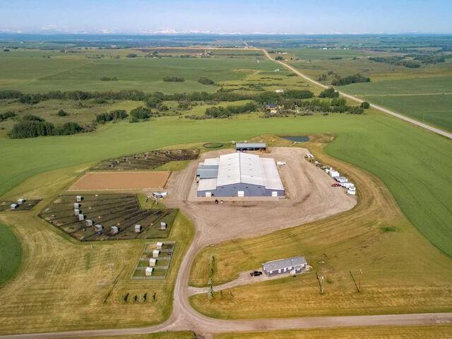 Farm for sale in Alberta