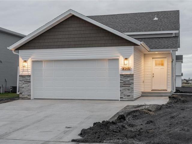 House for sale in Moorhead, Minnesota