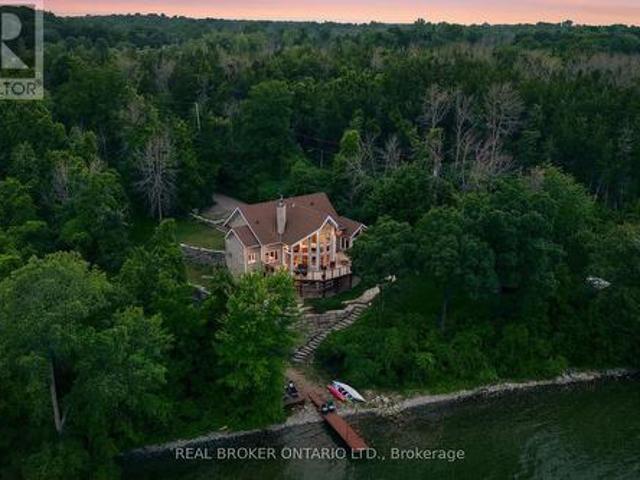 House for sale in Ontario