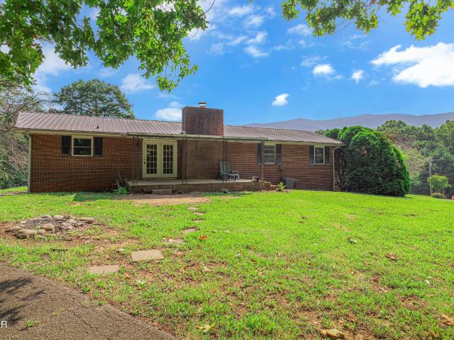 House for sale in Proffitt Heights, Dandridge