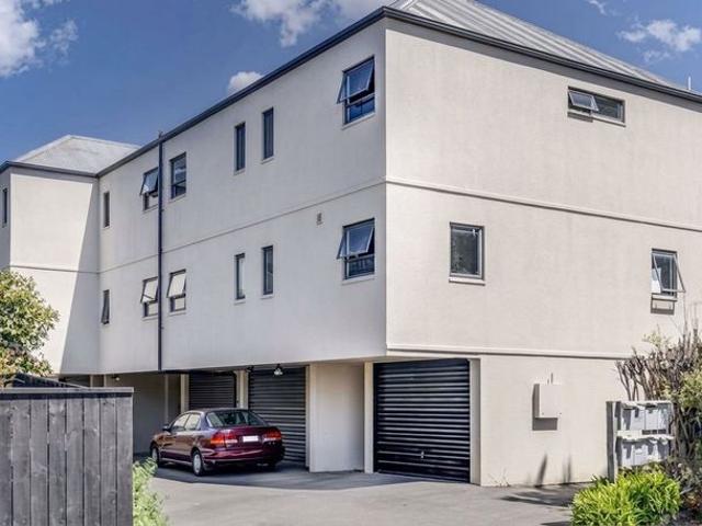 House for rent in Heathcote, Canterbury
