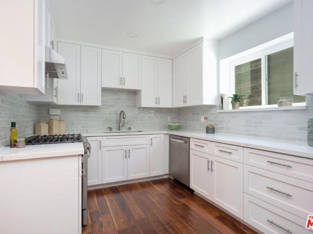 Condo for sale in Canoga Park, California