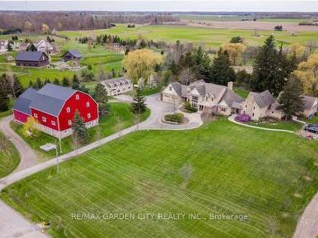 House for sale in Niagara, Ontario