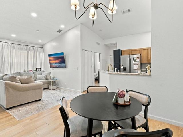 Townhouse for sale in Riviera Beach, Palm Beach County