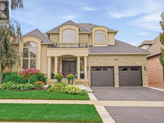 House for sale in Oakville, Ontario