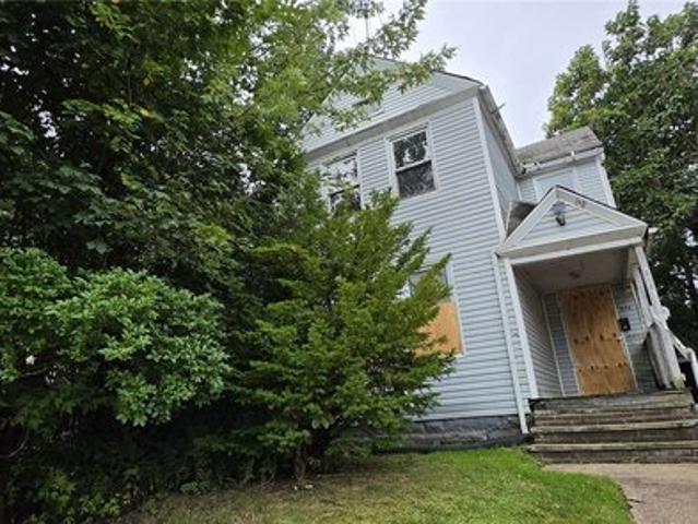 House for sale in West Boulevard, Cleveland