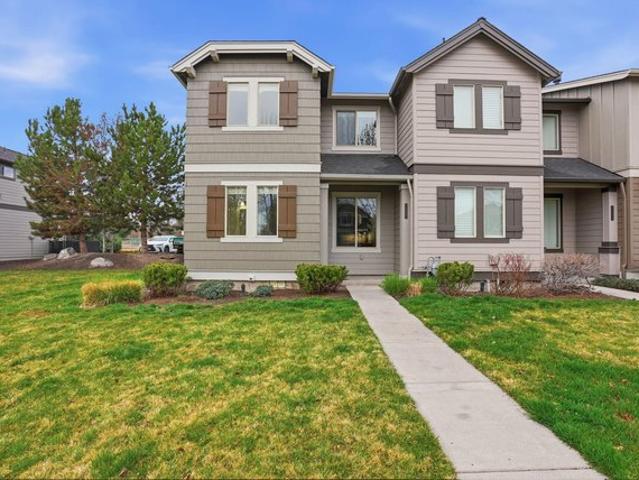 Townhouse for sale in Oregonia