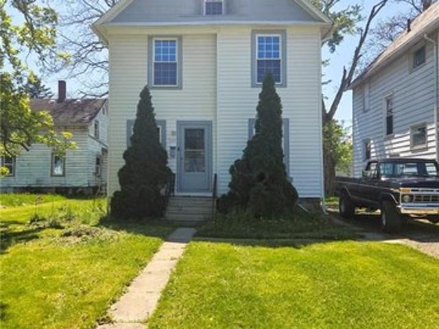 House for sale in Elyria, Ohio