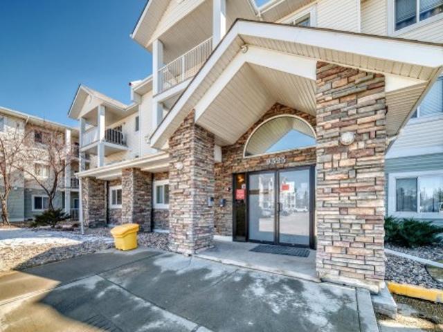Condo for sale in Wedgewood, Alberta