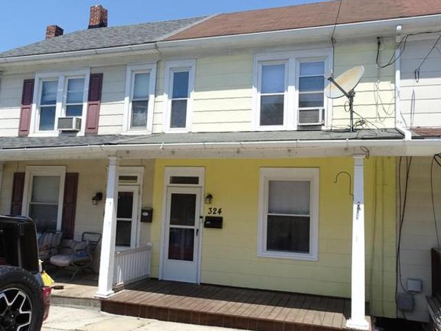 Townhouse for sale in Red Lion, Pennsylvania
