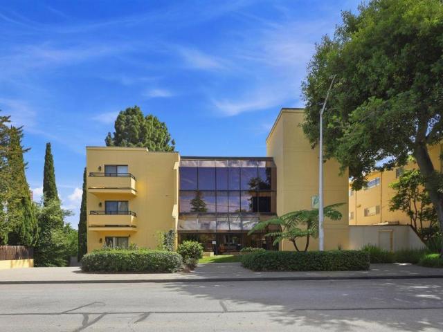 Condo for sale in San Mateo, California