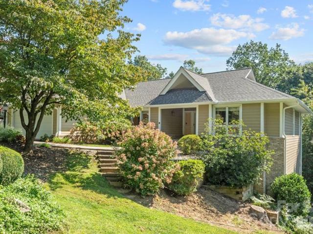 Condo for sale in East Flat Rock, North Carolina