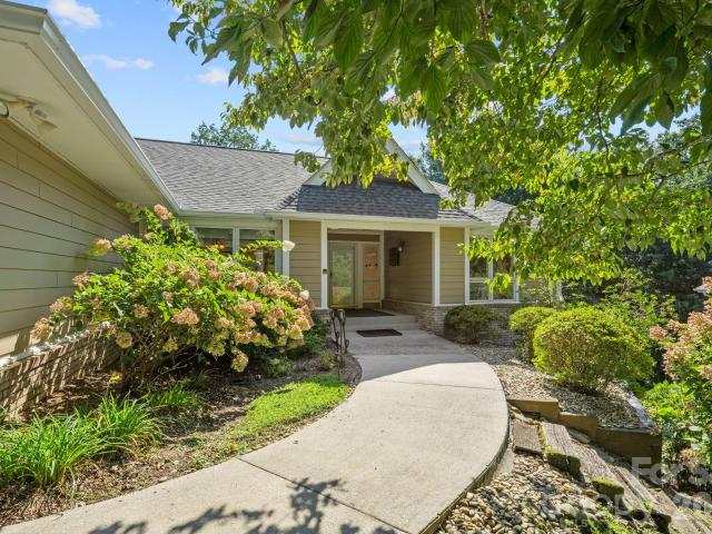 Condo for sale in East Flat Rock, North Carolina