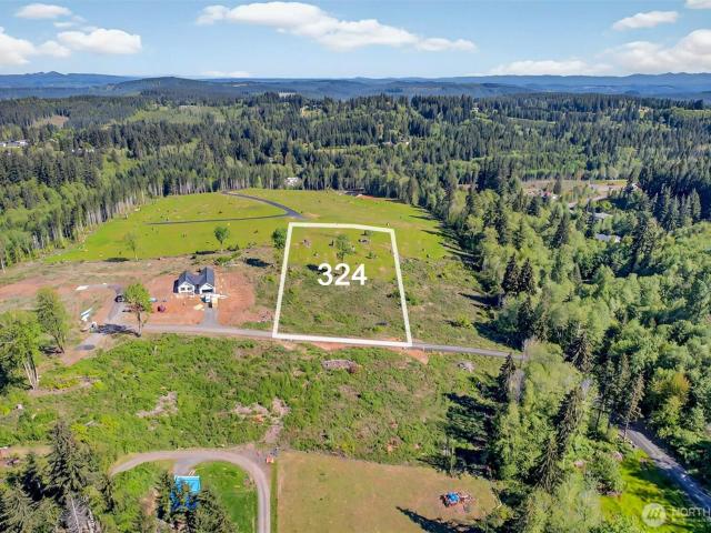 Land for sale in Castle Rock, Washington