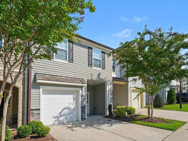 Townhouse for sale in Clayton, North Carolina