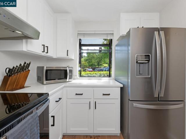 Condo for sale in Martinez, California