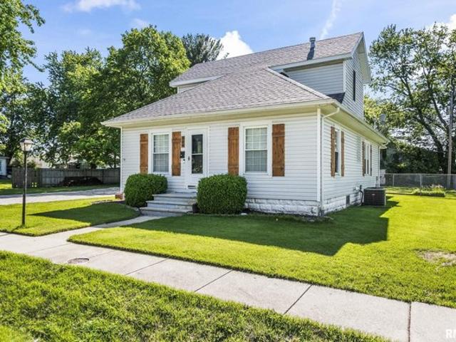 House for sale in Nokomis, Illinois