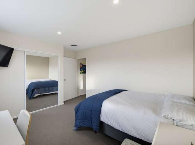 Townhouse for sale in Saint Albans, Canterbury