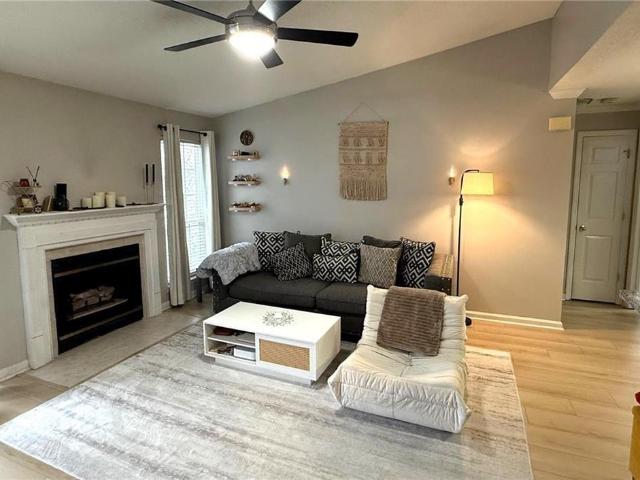 Condo for sale in Sandy Springs, Georgia