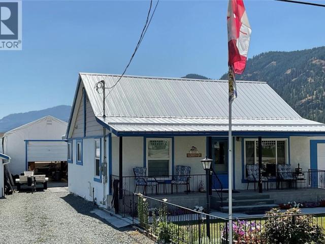 House for sale in Midway, British Columbia