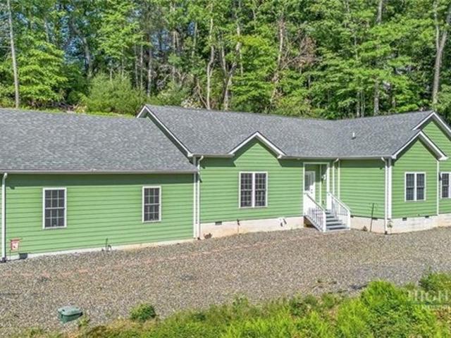 House for sale in West Jefferson, North Carolina