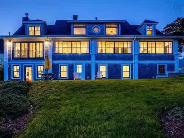 House for sale in Lunenburg, Nova Scotia