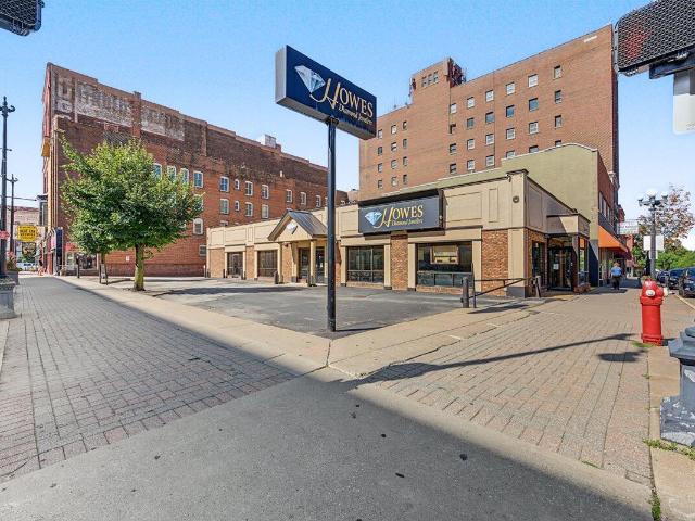 Commercial for sale in La Crosse, Wisconsin