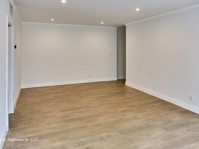 Apartment for rent in Canoga Park, California