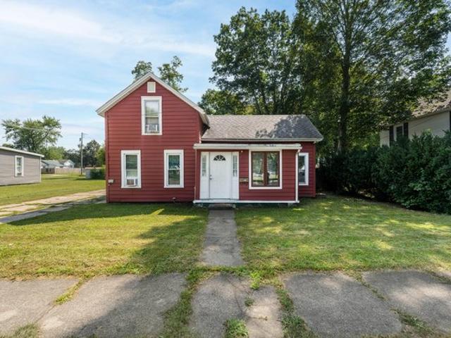 House for sale in Dowagiac, Cass County