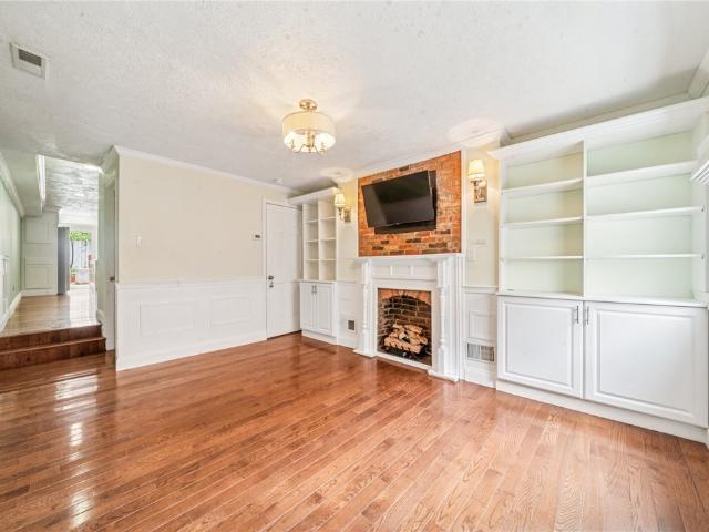 Townhouse for sale in West Bloomfield
