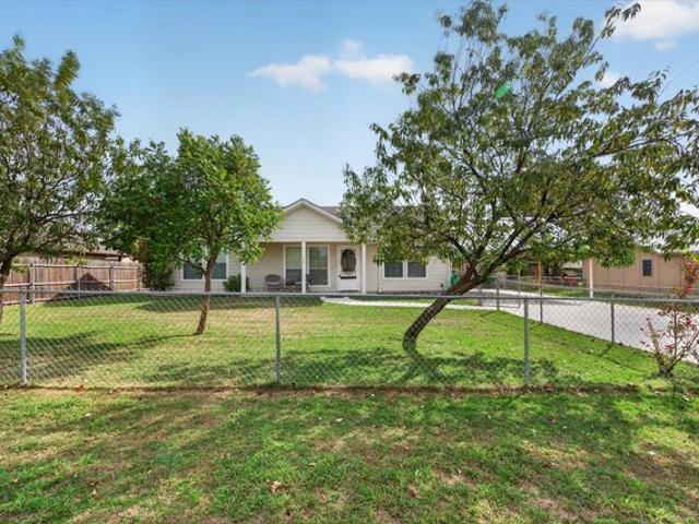 House for sale in Azle, Tarrant County
