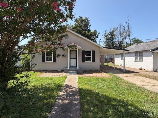 House for sale in Dexter, Missouri
