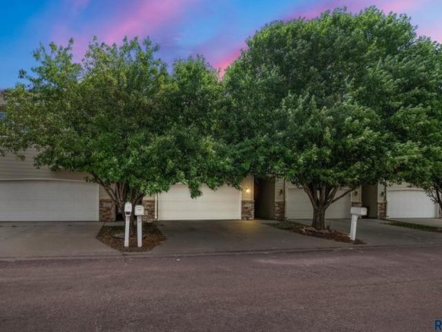 Townhouse for sale in Brandon, South Dakota